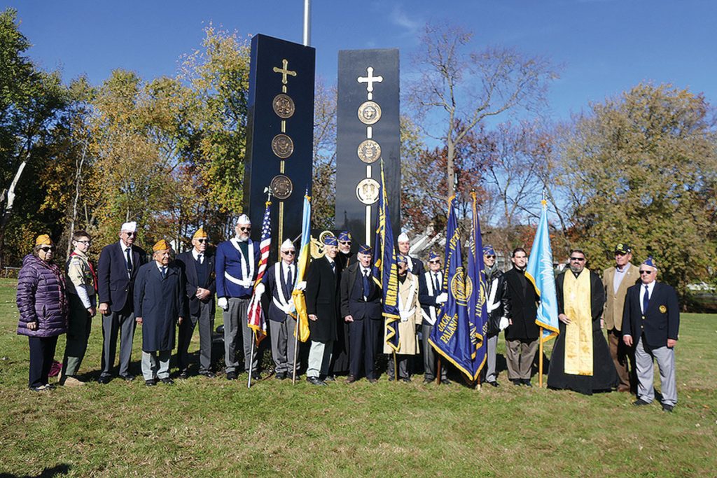 UAV Veterans Day at UAV Monument Group Photo 11NOV17 - Community Chronicle