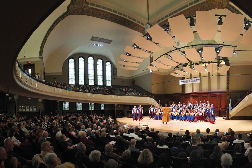 ROCHESTER, N.Y. – Over 700 people from Rochester, Buffalo and Syracuse, N.Y., on Sunday, March 15, attended a concert by the Ukrainian Bandurist Chorus led by artistic director/conductor Oleh Mahlay. The performance in Rochester – part of the 2015 concert series “Brothers! We Shall Live” that presented music to the words of Taras Shevchenko – elicited long standing ovations and cries of “Bravo.” Also performing were the Slavic Pentecostal Church Vocal Group, students of the local school of Ukrainian studies and the Ukrainian Arts Foundation of Greater Rochester Dance Group. The concert was held at the Hochstein School of Music and was sponsored by the Ukrainian Federal Credit Union. The event raised over $50,000 for humanitarian aid to Ukraine. That same weekend, the Ukrainian Bandurist Chorus performed in Passaic, N.J. (Friday, March 13), and in Stamford, Conn. (Saturday, March 14).