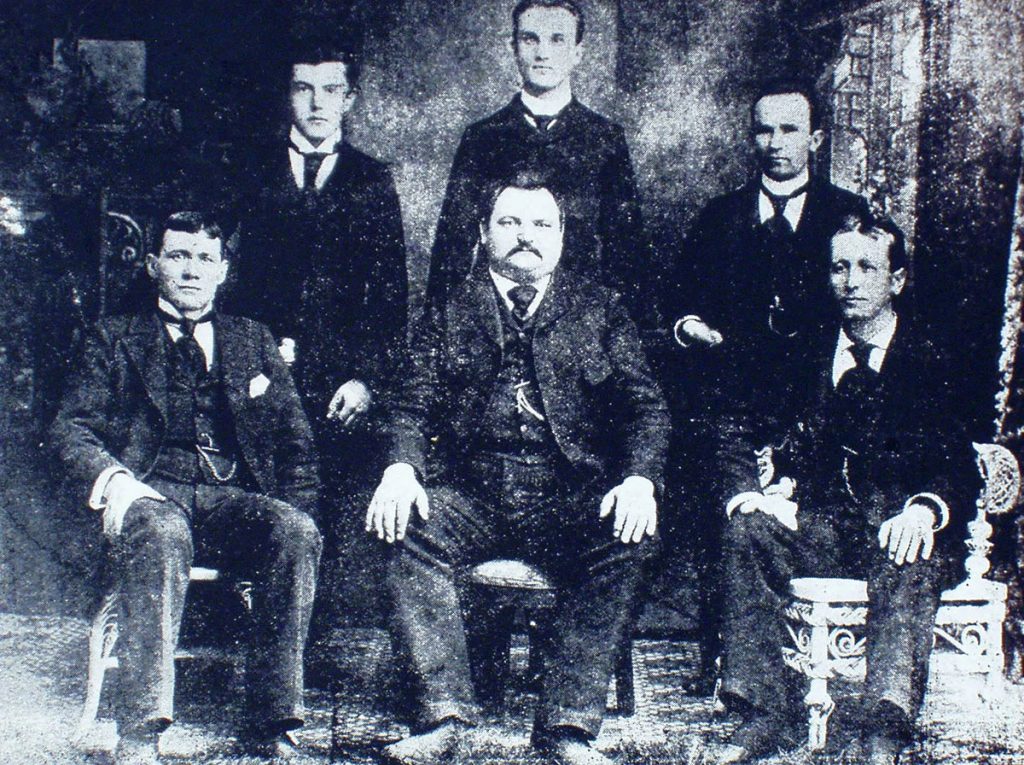 UNA 1896 - UNA Forum