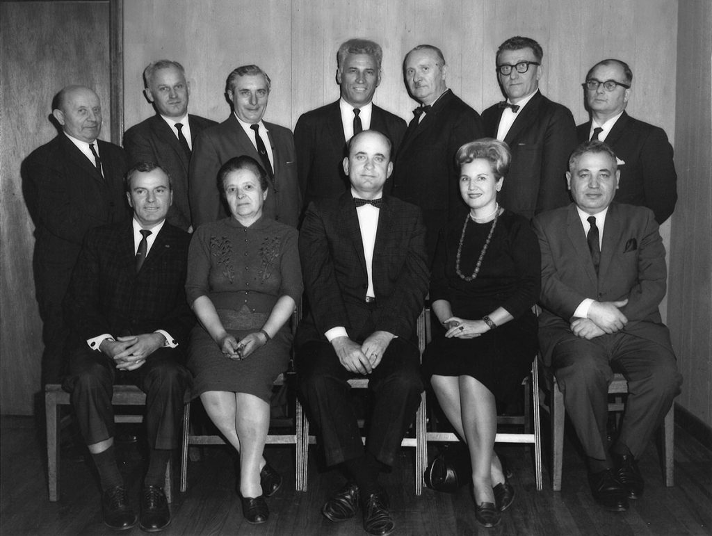 UNA 1966 - UNA Forum