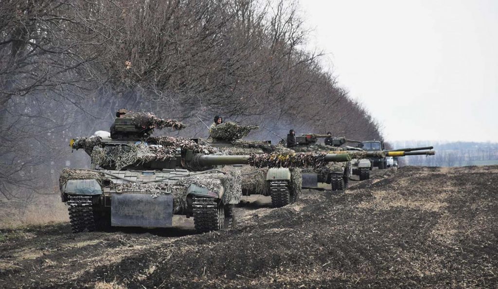 Ukr tanks war zone 4 20 JFO - Ukraine