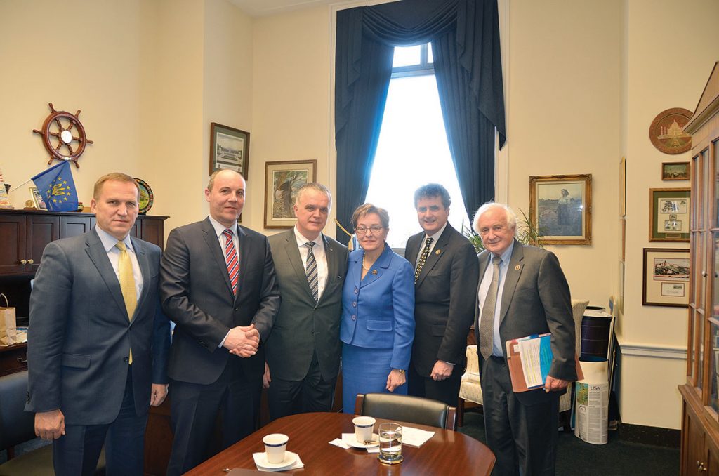 parubiy in DC with CUC - News and Views